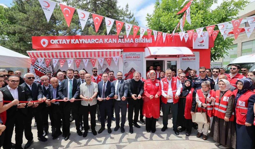 Oktay Kaynarca'nın adı Malatya Kan Alma Birimi'ne verildi