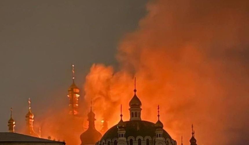 Rusya, Ukrayna'ya saldırdı: 5'i kurtarma görevlisi 9 ölü