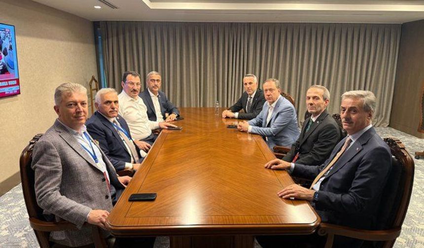 AK Parti zirvesinin ardından kritik değerlendirme toplantısı!