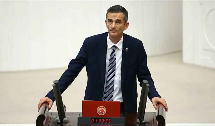 Ümit Dikbayır CHP'den istifa etti!