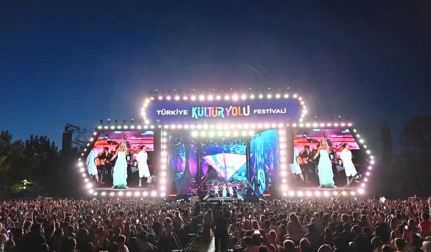 Kültür Yolu Festivali Sakarya’da coşkuyla tamamlandı