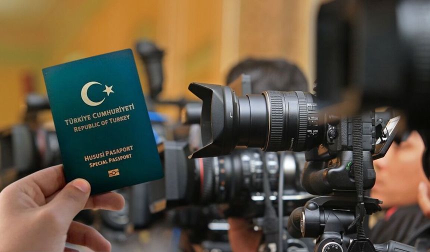 Gazetecilere "Yeşil Pasaport" ve "Basın Kartı" Müjdesi: İçişleri Bakanlığı Çalışma Başlattı
