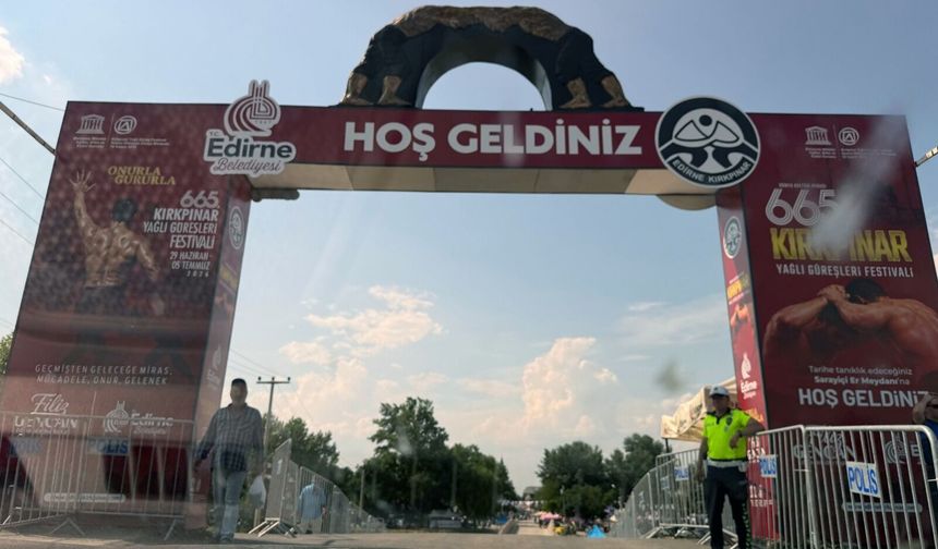 Tarihi Edirne Kırkpınar Yağlı Pehlivan Güreşlerinin 665.Tören başladı