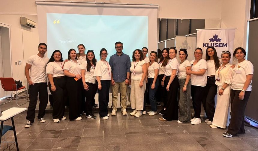Kırklareli'nde sağlık personeline kurumsal iletişim eğitimi yapıldı