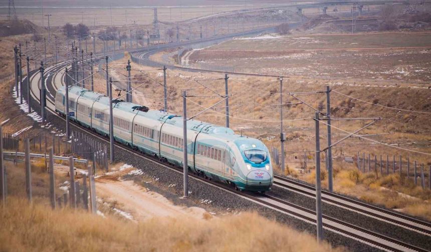 YHT ile bugüne kadar toplam 62,9 milyon yolcu taşındı