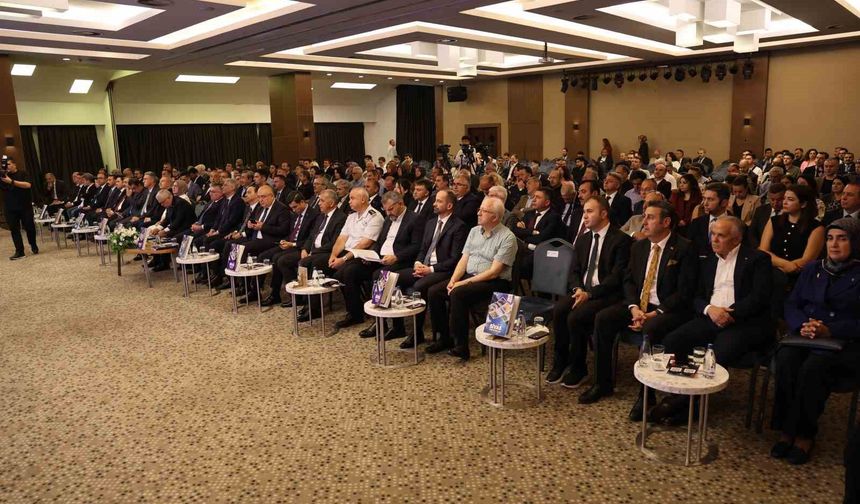 Bir yıllık turizm geliri 65 milyar dolara ulaştı