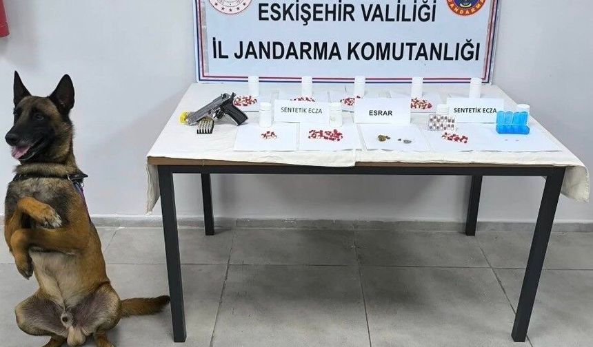 Eskişehir'de uyuşturucu operasyonu, yakalanan 2 şüpheliden 1'i tutuklandı