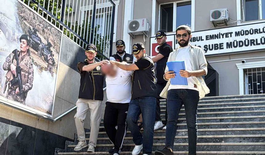 Fatih'te kılık değiştirip 4 kilogram altın vurgunu yapan 2 şüpheli yakalandı