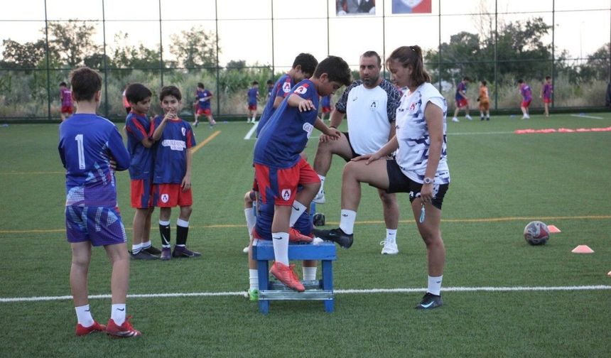 Gelişim Ligi'ne U14 ve U15 de katılacak olan Altınyıldız çalışmalara hız verdi