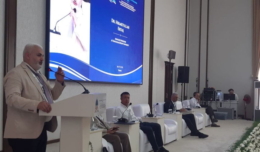 İlahiyat Fakültesi Dekan Yardımcısı Doç. Dr. Ertaş, Uluslararası İslam Medeniyeti Forumu'nda BEUN'u Başarıyla Temsil Etti