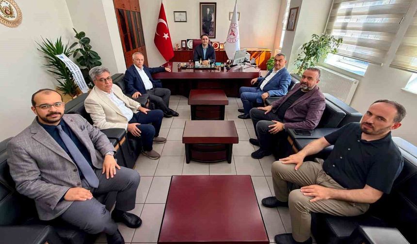 Kayseri Devlet Hastanesi'nde sağlık hizmetleri ile sanayi kuruluşları arasındaki iş birliği görüşüldü
