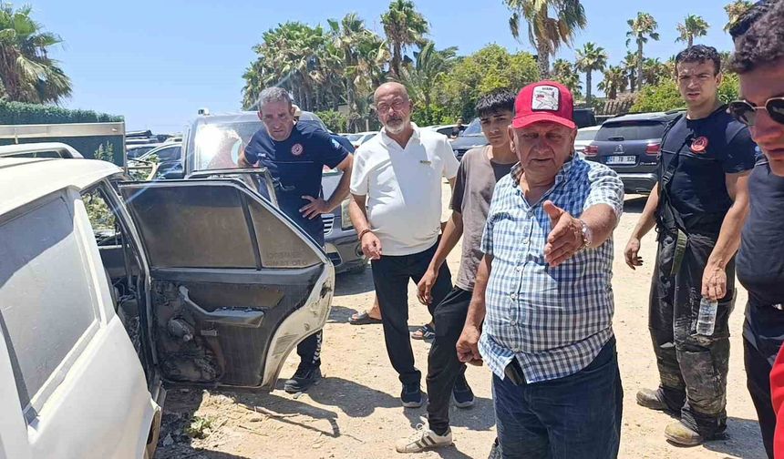 Otele ölçü almaya gitti, geri döndüğünde aracını yanmış halde buldu