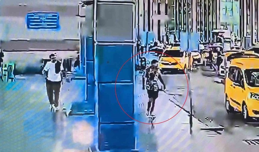Otogarın dışındaki çuvala gizlediği bıçağı alıp 2 güvenlik görevlisini yaraladı