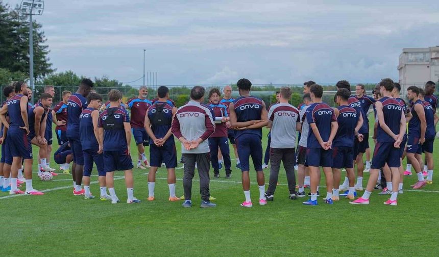 Trabzonspor'da Onuachu, yeni sezon hazırlıklarına katıldı