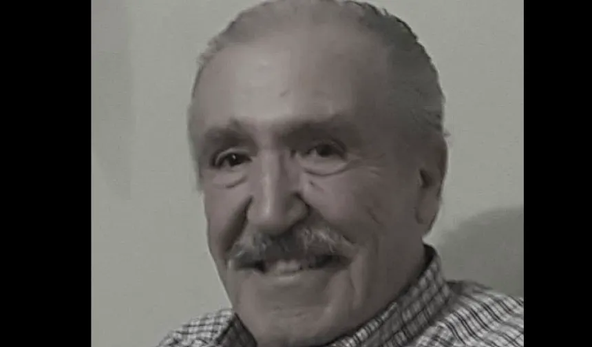 Kenan Mert vefat etti