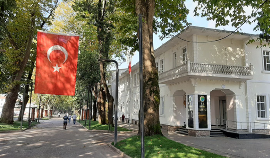 Hendek Belediyesi’nden iddialara yanıt: "Çalışmalar planlı, hukuki süreç başlatılacak"