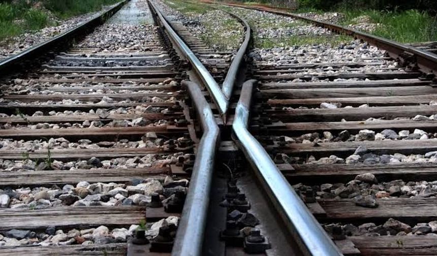 Adapazarı-Karasu Demiryolu hattında kritik eşik aşıldı!