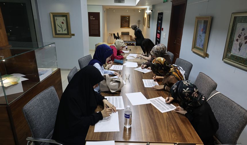 Genç Atölye’de ilk hafta geleneksel sanat ve yapay zekâ eğitimleriyle tamamlandı