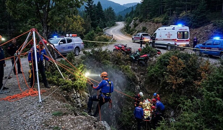 ATV kazası sonrası zamana karşı yarış: Uçurumdan halatla kurtarıldılar