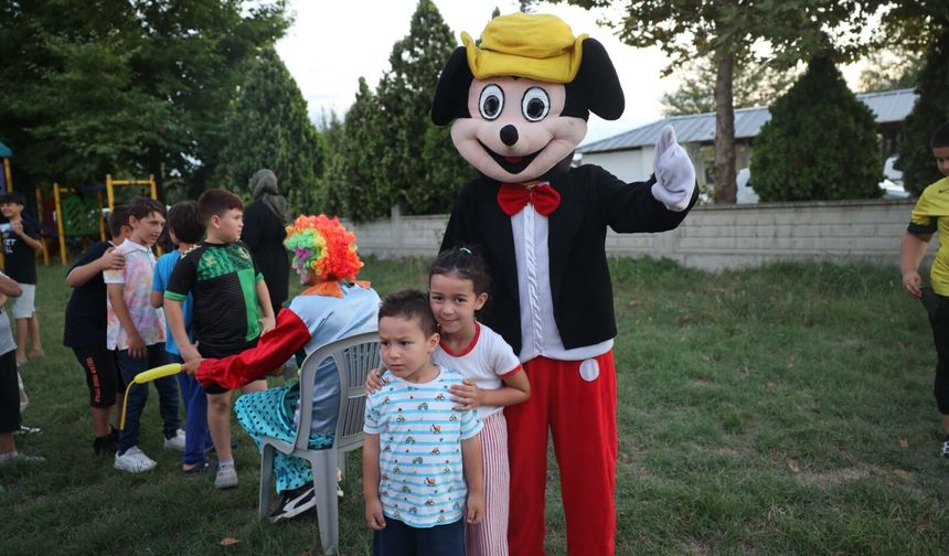 Mutluluk Tırı mahalle mahalle geziyor: Sıradaki durak Sapanca