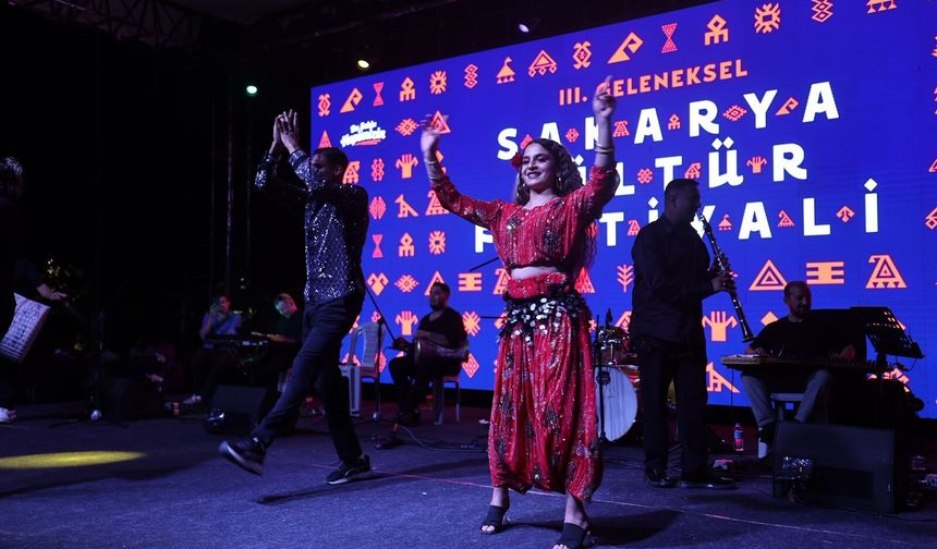 Kültürlerin buluştuğu festival renkli finalle tamamlandı