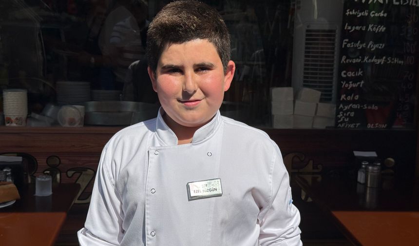 Yaz tatilinde evde oturmak yerine mutfağa girdi, 14 yaşında şef oldu