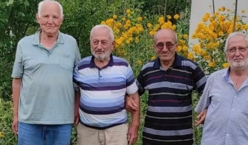 Öğretmen arkadaşlar yıllar sonra buluştular..