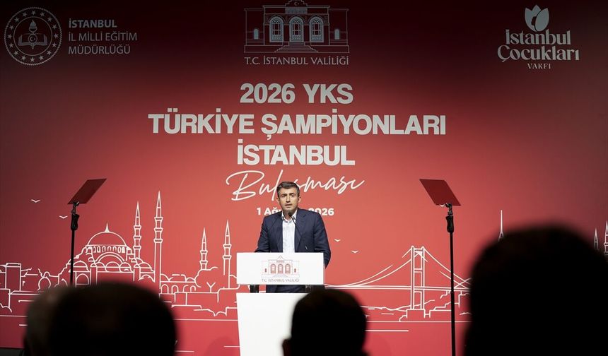 Baykar Yönetim Kurulu Başkanı Selçuk Bayraktar, 2026 YKS İstanbul Şampiyonları Buluşması'nda konuştu: