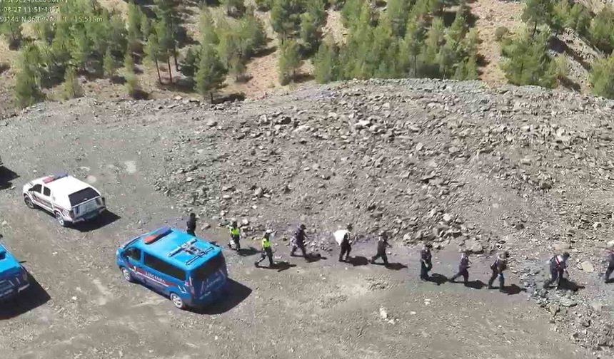 Adana'da uyuşturucu operasyonu: Esrar ve Hint keneviri ele geçirildi