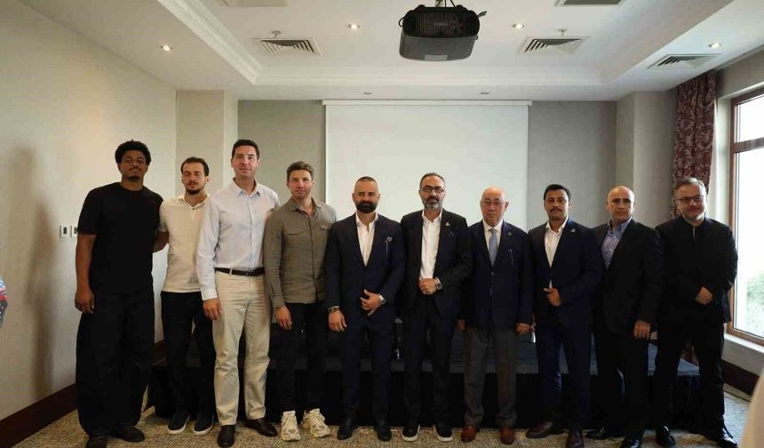 Basketbol Süper Ligi'nin yeni takımı Körfez Basket görücüye çıktı