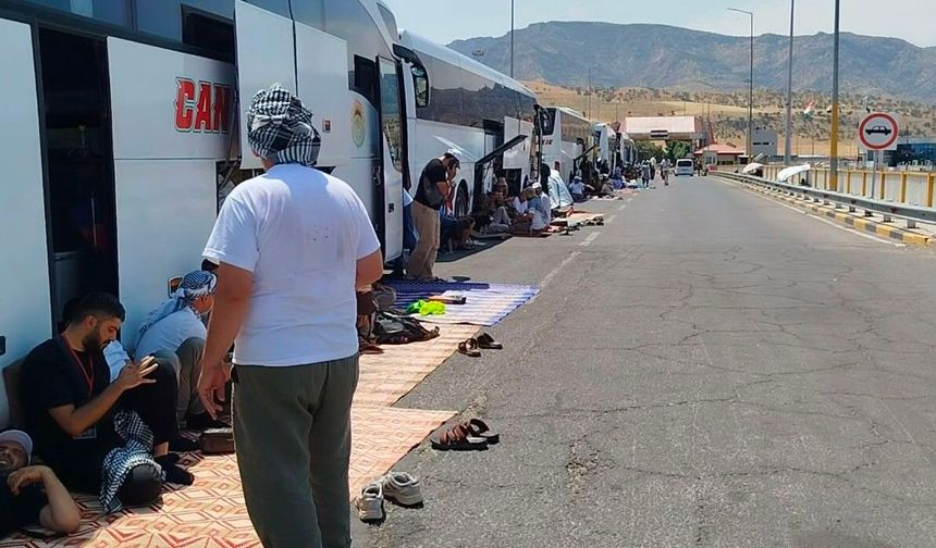 Filistin Konvoyu, Irak'ın İbrahim Halil Sınır Kapısı'nda 4. gününde bekletiliyor