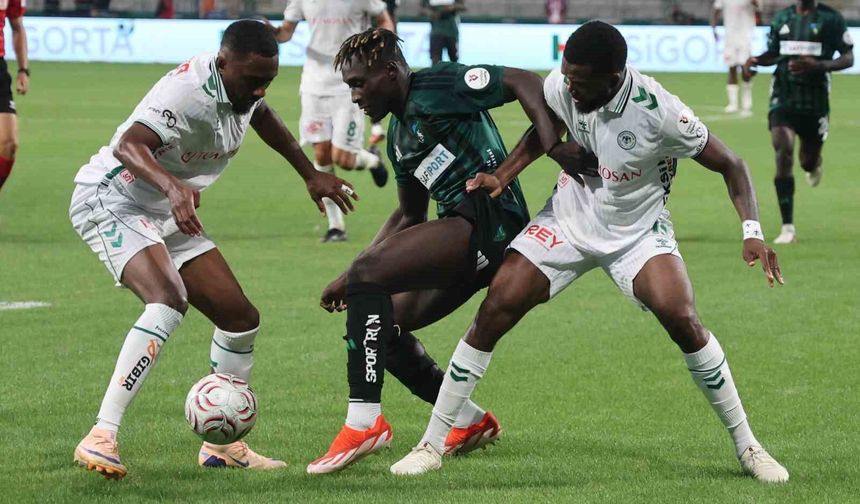 Trendyol Süper Lig: Konyaspor: 1 - Kocaelispor: 0 (İlk yarı)