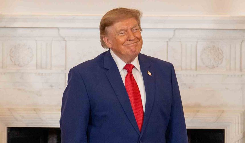Trump: 'İran ile temasları fazla büyütmeden yürütüyoruz'