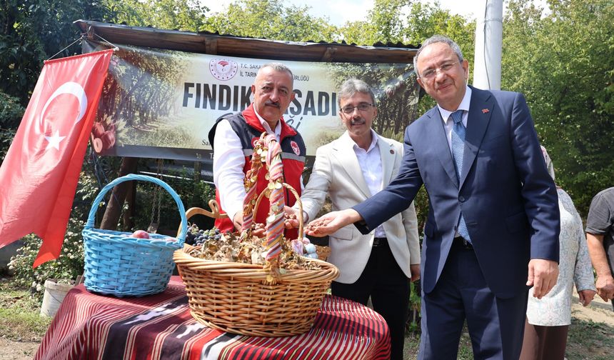 Erenler'de Fındık Hasadı Şenliği'nde üreticilerle buluşuldu