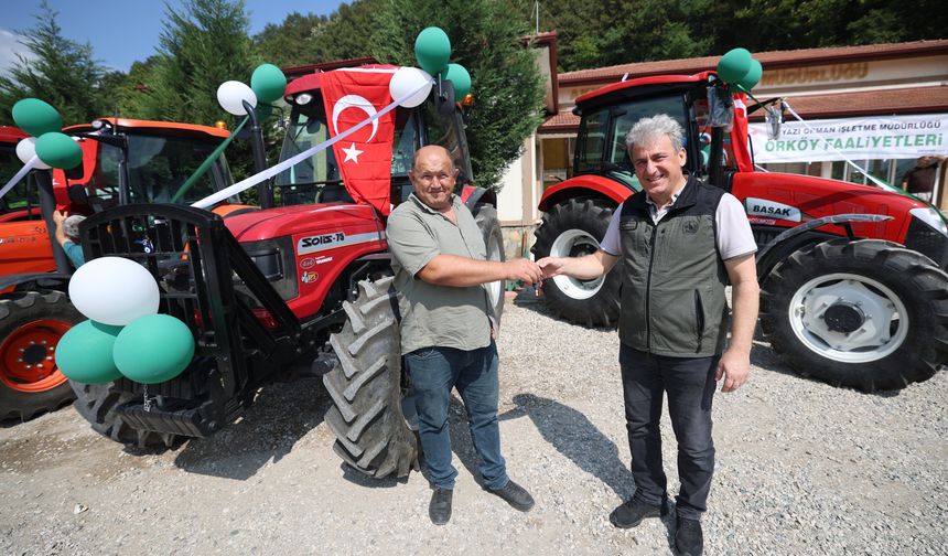 Akyazı'da ORKÖY destekleri çiftçilerin yüzünü güldürdü