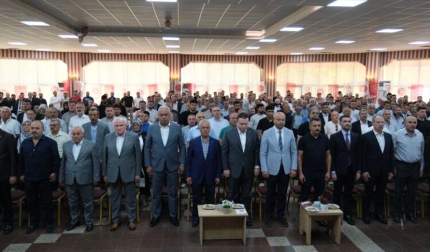 Sakarya’da MHP Rüzgârı: Dört İlçede Salonlara Sığmayan Katılım ve Coşku
