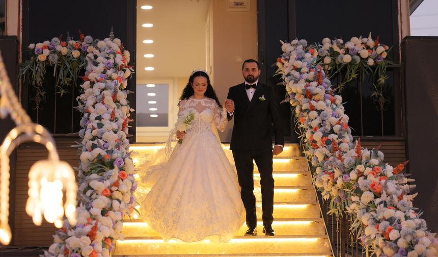 Ersoy ve Çakır ailelerinin mutlu günü