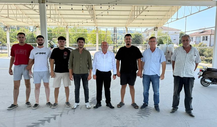 Değirmencik Gençlerinden Örnek İmece: Belediye Başkanı Mehmet Ata’dan Anlamlı Destek