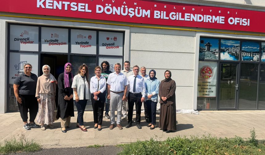 Serdivan’da Kentsel Dönüşümün Hukuki Süreçleri Masaya Yatırıldı