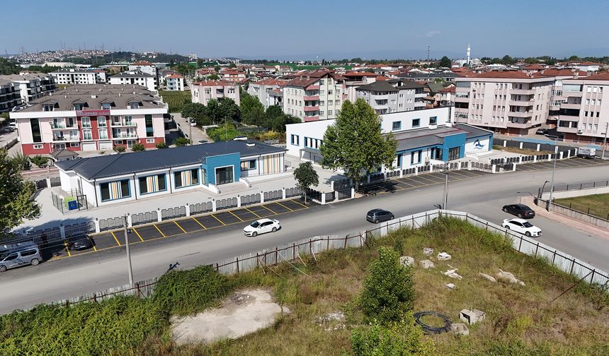 Arifiye Yüzme Havuzu ve Gençlik Merkezi’nde her şey tamam