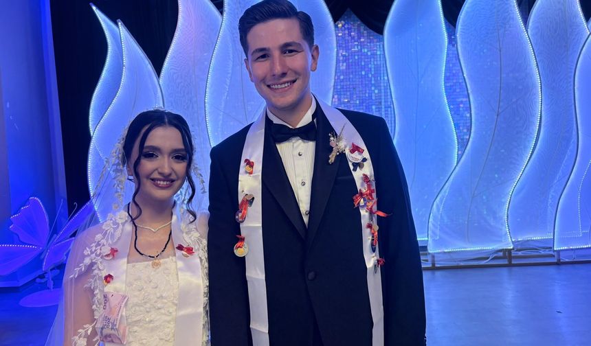 Burası Serdivan Moon Düğün Salonu