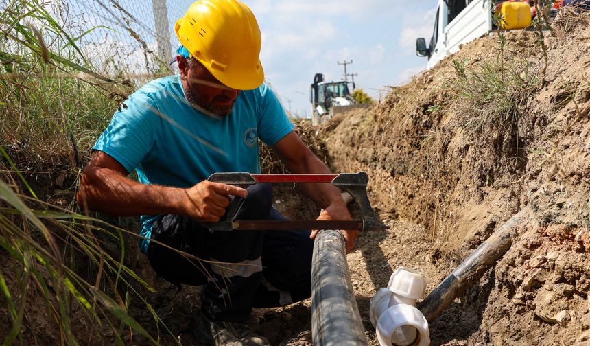 Kaynarca’nın Topçu Mahallesi’nde 4 kilometrelik içme suyu hattı yenilendi, şebekenin kapasitesi artırıldı