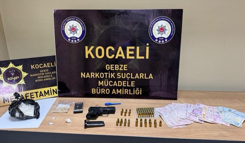 Kocaeli'de uyuşturucu operasyonlarında yakalanan 3 zanlı tutuklandı