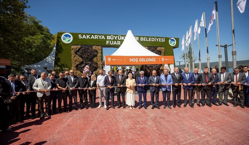 Sakarya'da 'Uluslararası Peyzaj, Süs Bitkileri, Bahçe Sanatları ve Ekipmanları Fuarı' başladı