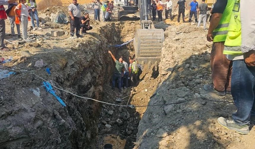 Altyapı çalışmaları esnasında göçük altında kalan 2 işçi yaralandı