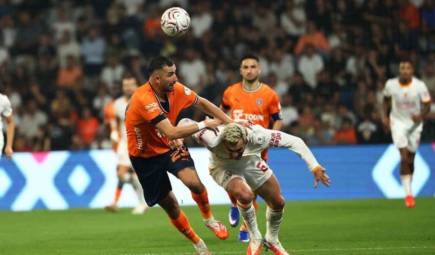 Başakşehir, sahasında Galatasaray'a karşı galibiyet hasreti 9 maça çıktı