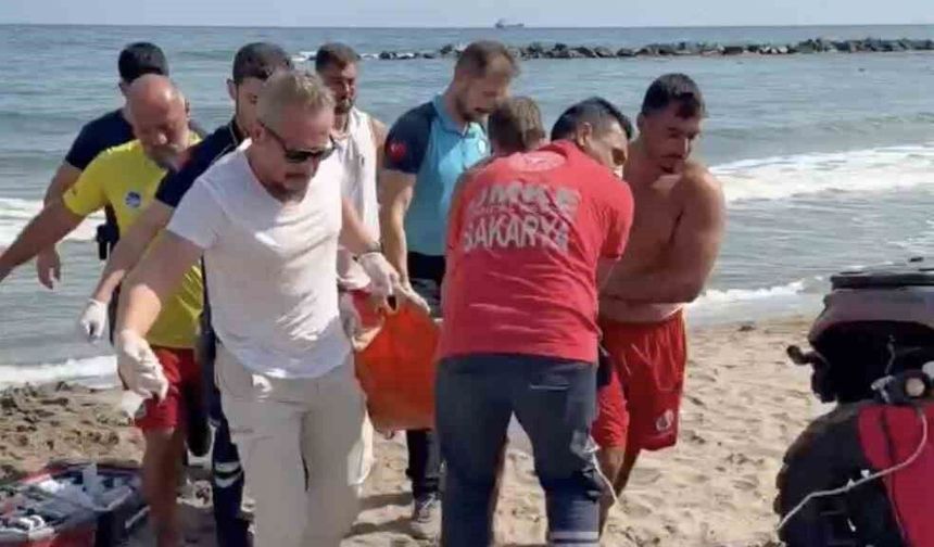 Denizde hareketsiz bulunan vatandaş için ekipler seferber oldu!