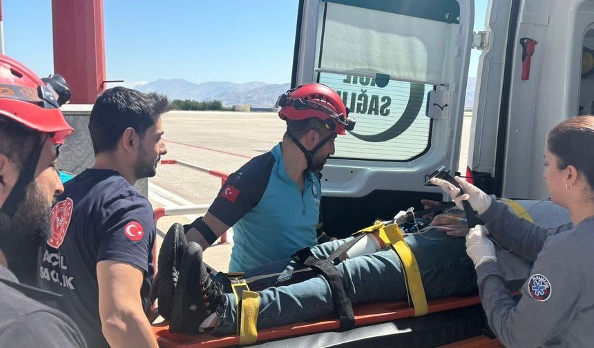 Elazığ Havalimanı'nda deprem tahliye tatbikatı