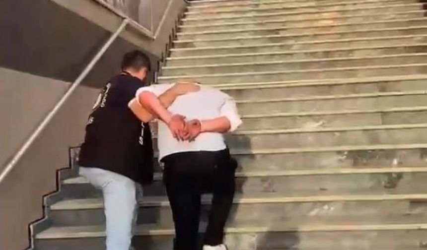 Fatih'te döviz bürosundaki silahlı kavgayla ilgili 9 şüpheli gözaltına alındı