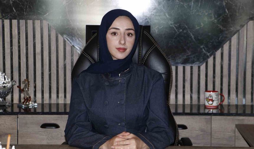 İç Mimar Ceylan İzsiz: 'Sadece dört duvar inşa etmiyoruz. Depreme dayanıklı, enerjisini verimli kullanan, geleceğe nefes alan gerçek 'yaşam alanları' üretiyoruz'